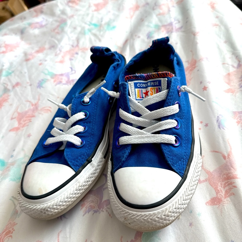 Converse size 6